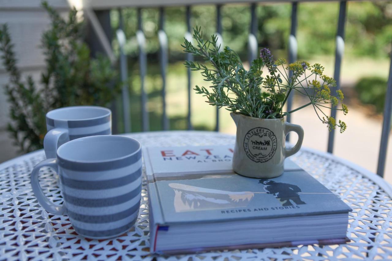 Cedar Park Bed & Breakfast Tamahere Экстерьер фото